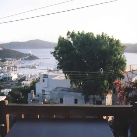 Spyros Place Aparthotel