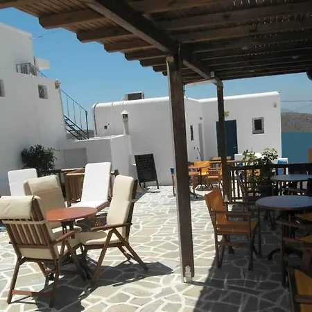 Spyros Place Aparthotel